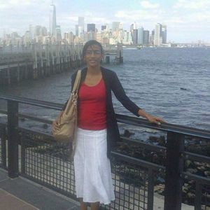 Meet your Posher, Yanet